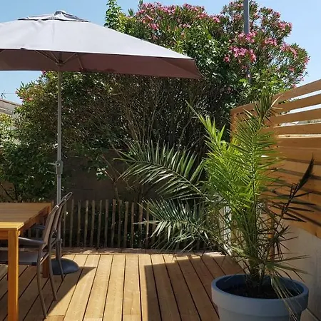 Дом отдыха Gites, D'hotes La Maison D'amis *