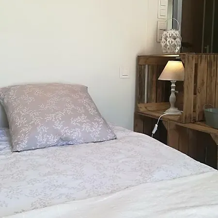 Gites, D'hotes La Maison D'amis Holiday home Puilboreau